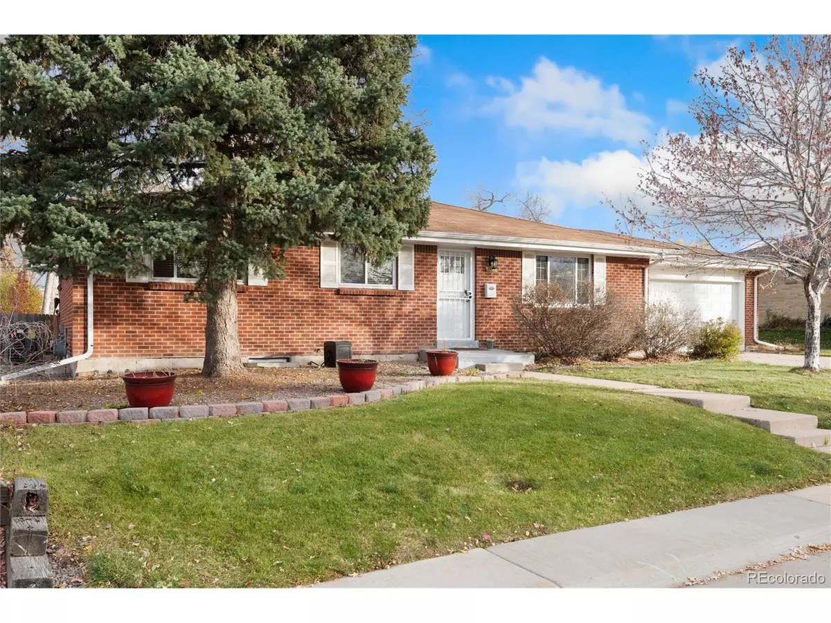 Centennial, CO 80121,6582 S Sherman St