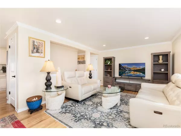 Centennial, CO 80121,6582 S Sherman St