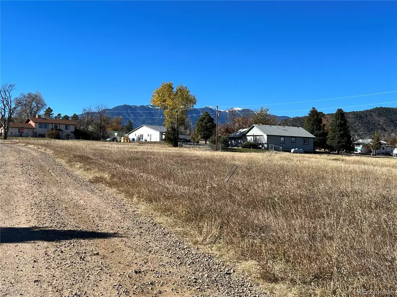 639 St Vrain Dr, Colorado City, CO 81019