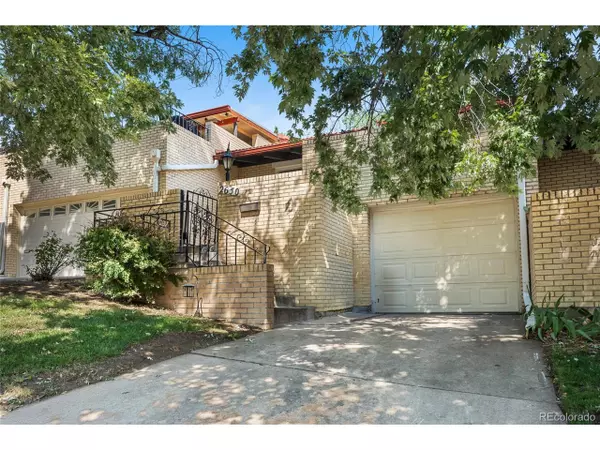 2650 S Sheridan Ct, Lakewood, CO 80227