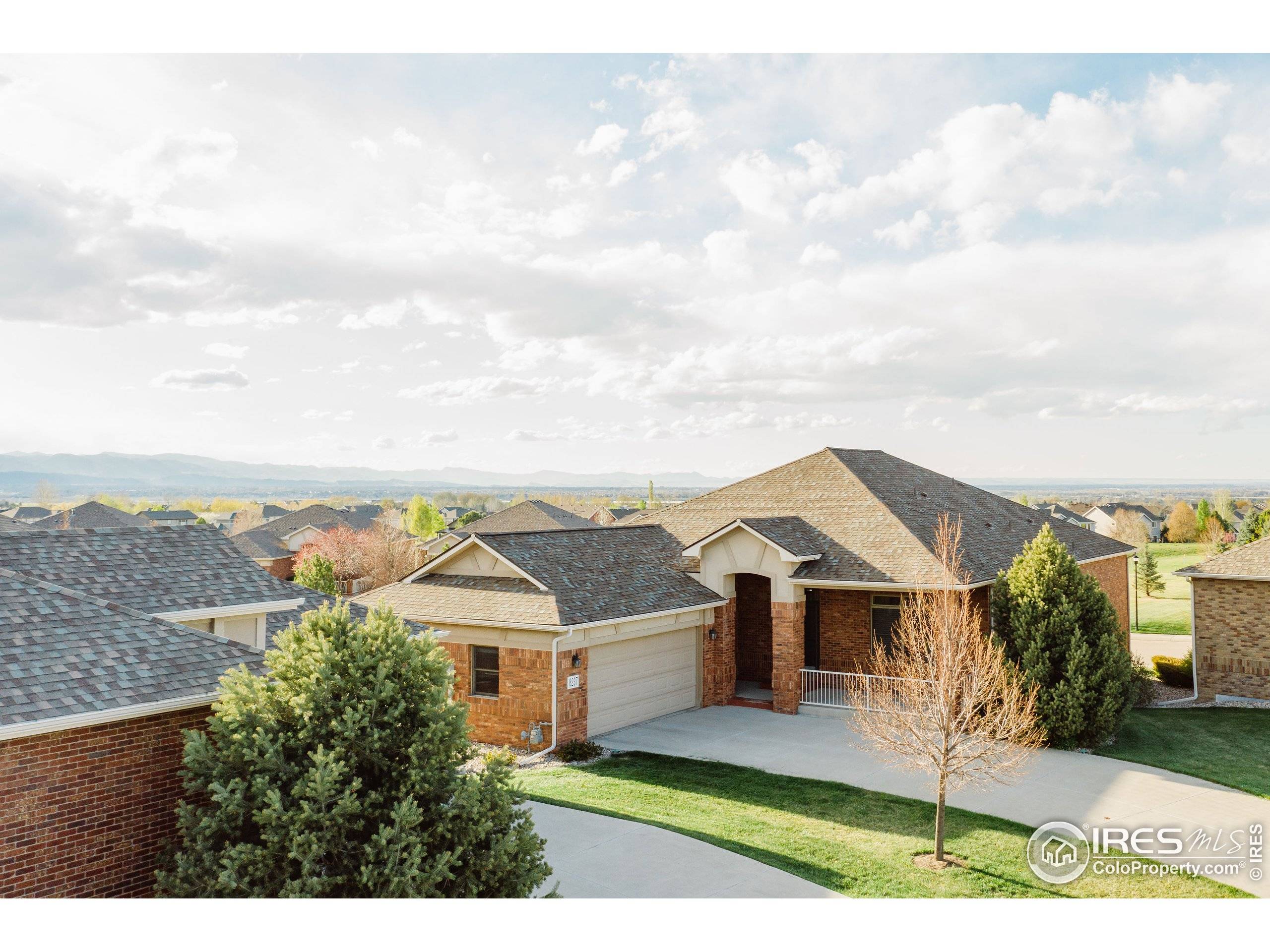 8237 Hidden Cove Ct, Windsor, CO 80528