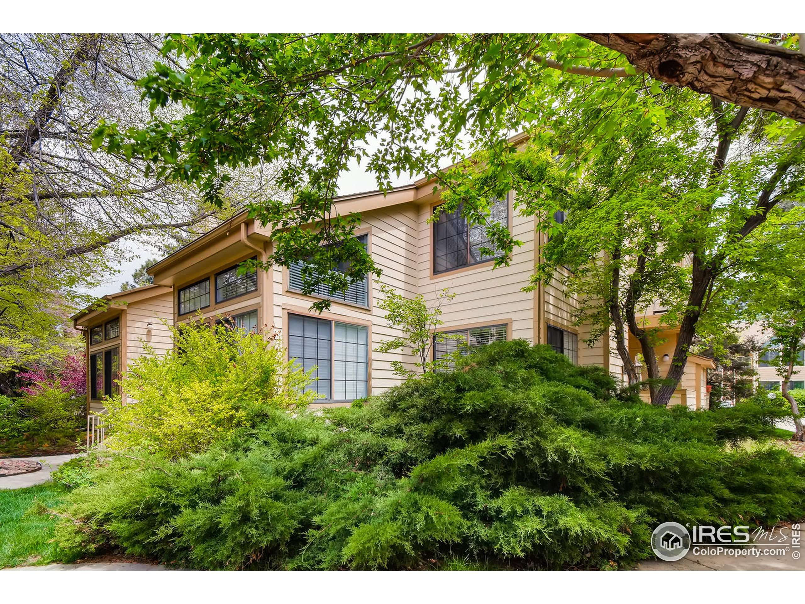 4815 White Rock Cir #F, Boulder, CO 80301