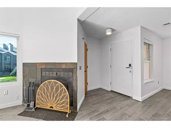 Lakewood, CO 80214,1820 Newland Ct #207