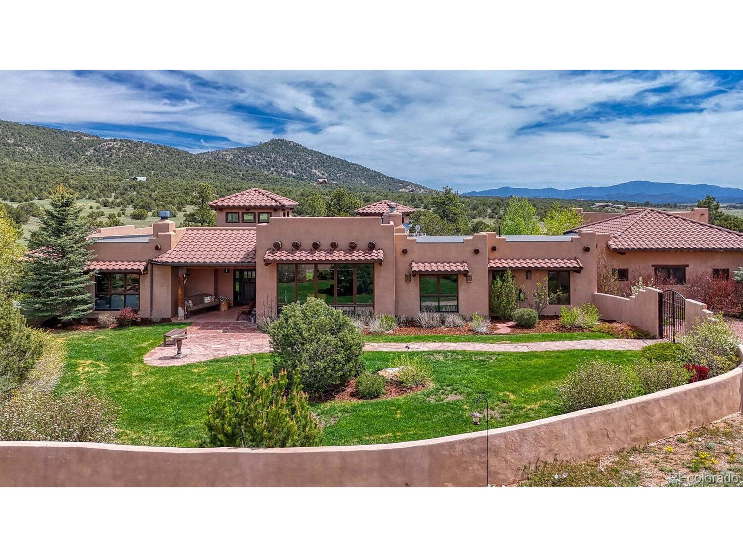 1328 Round up Rd, Westcliffe, CO 81252