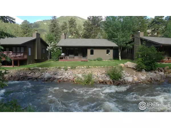 720 Summerset Ln, Estes Park, CO 80517