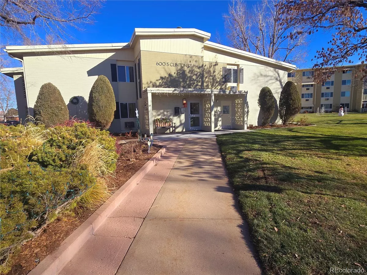 Denver, CO 80247,600 S Clinton St #3A