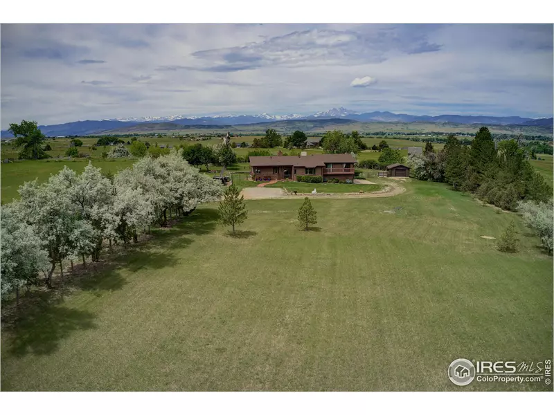 2304 Horseshoe Cir, Longmont, CO 80504