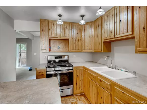 Lakewood, CO 80232,9454 W Utah Pl