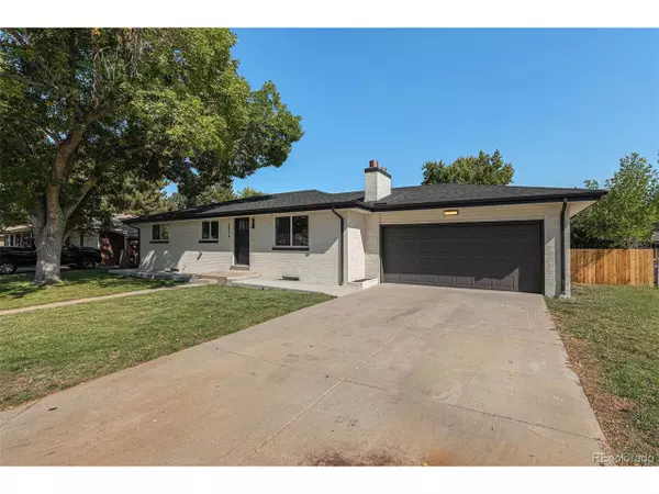 Centennial, CO 80121,6654 S Lee Ct