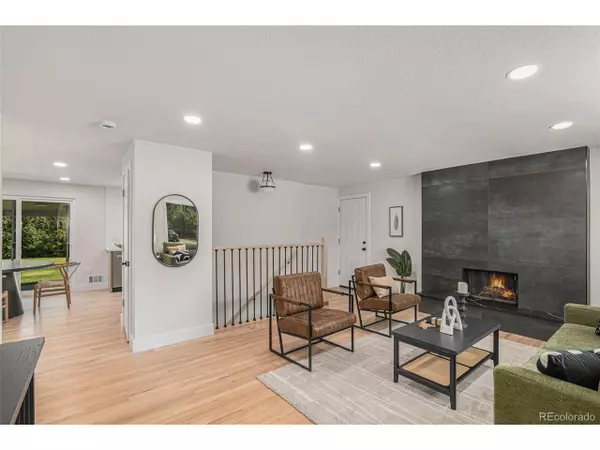 Centennial, CO 80121,6654 S Lee Ct