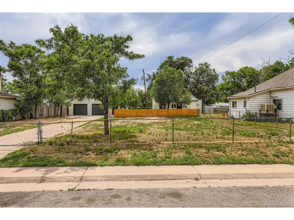 Denver, CO 80216,5147 Saint Paul St