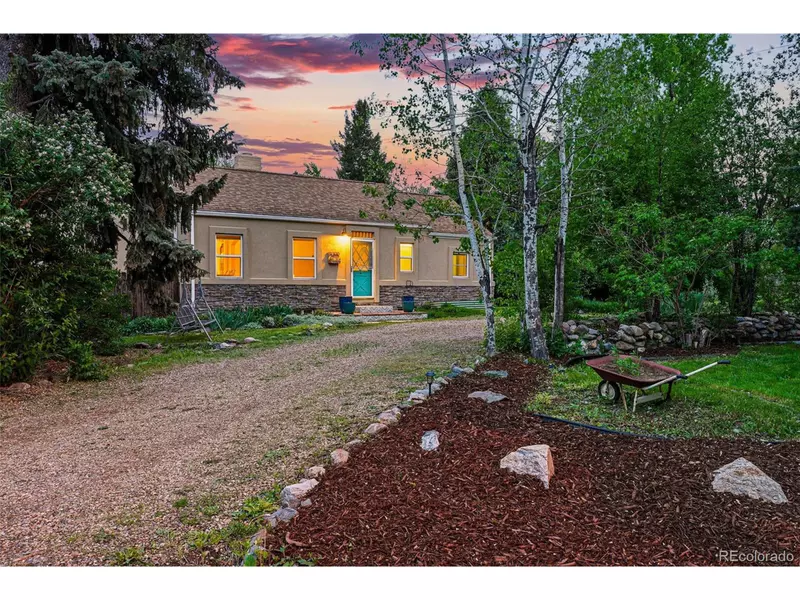 9390 W 14th Ave, Lakewood, CO 80215