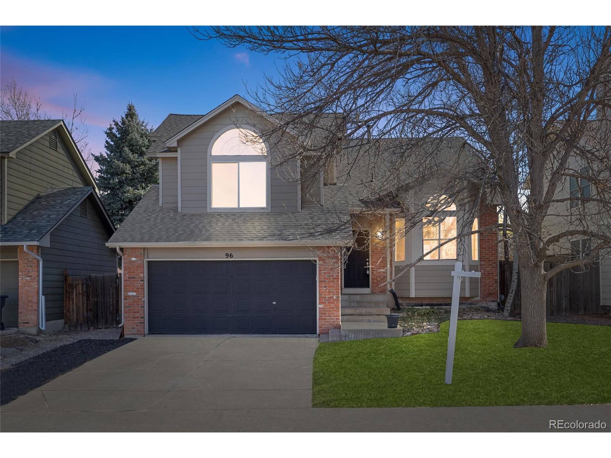 96 S Lindsey St, Castle Rock, CO 80104