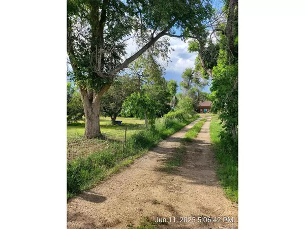 5939 Niwot Rd, Longmont, CO 80503