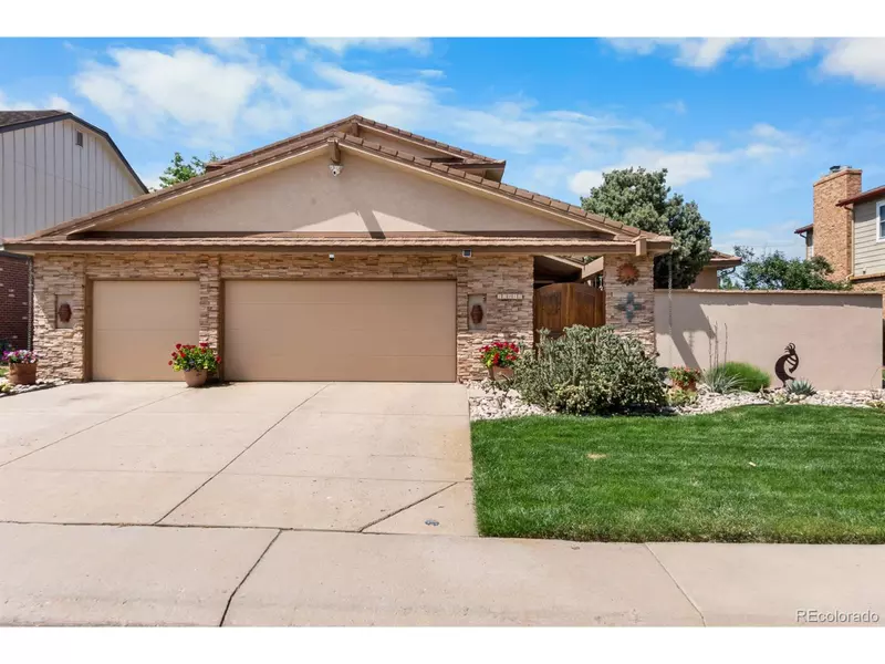 11241 E Cimmarron Dr, Englewood, CO 80111