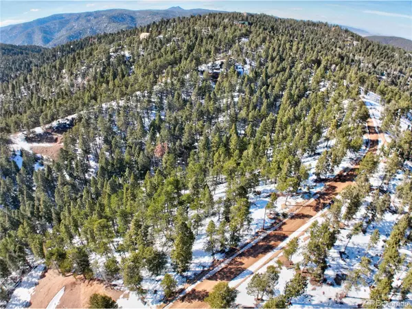 Larkspur, CO 80118,13985 Boulder Ln