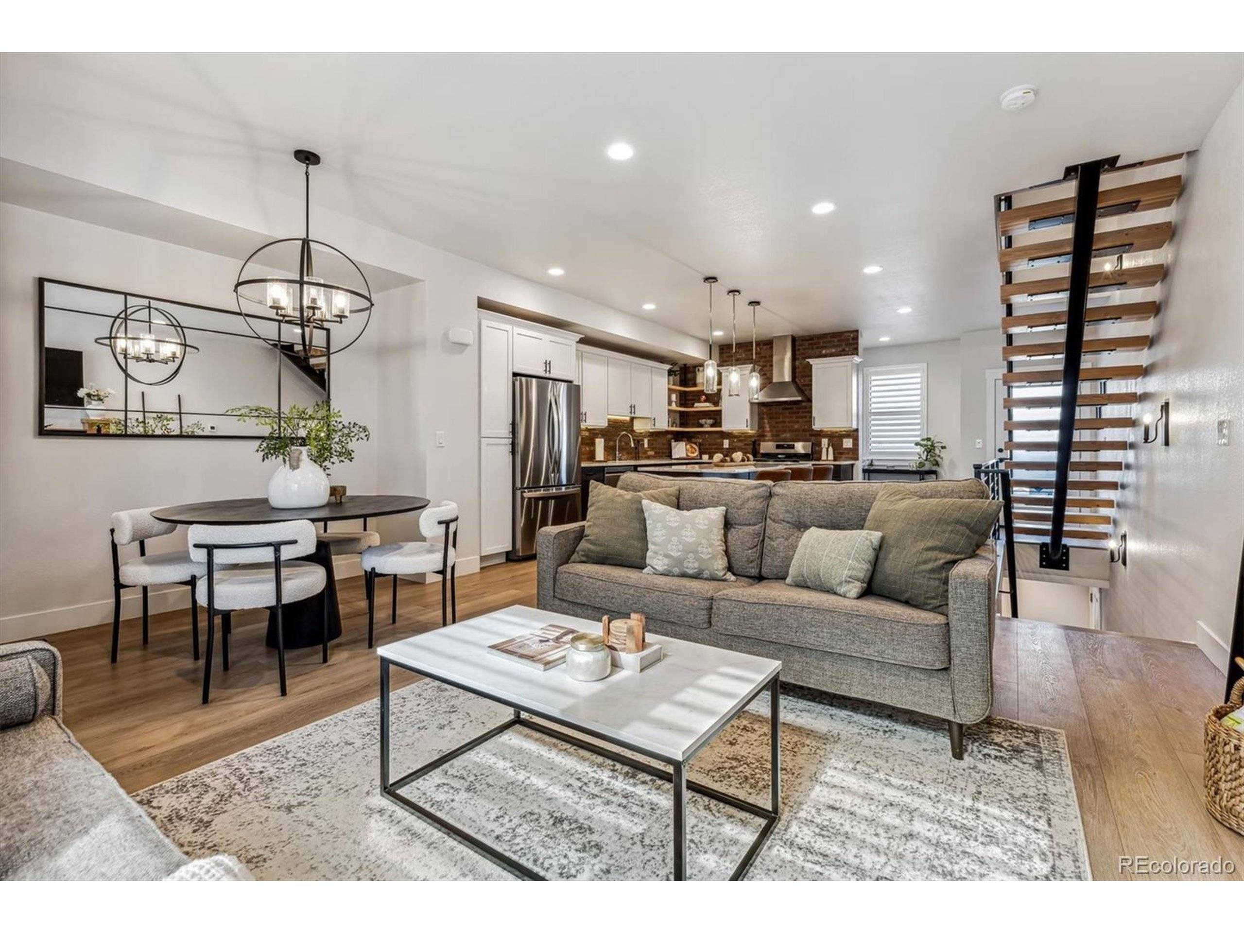 Littleton, CO 80120,5423 S Prince St #B