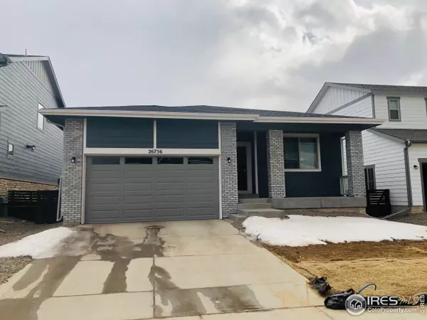 26818 E Maple Ave, Aurora, CO 80018