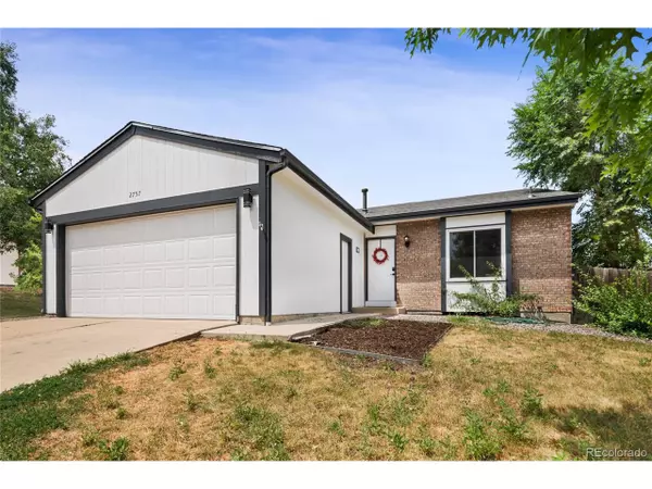 2757 S Sedalia St, Aurora, CO 80013