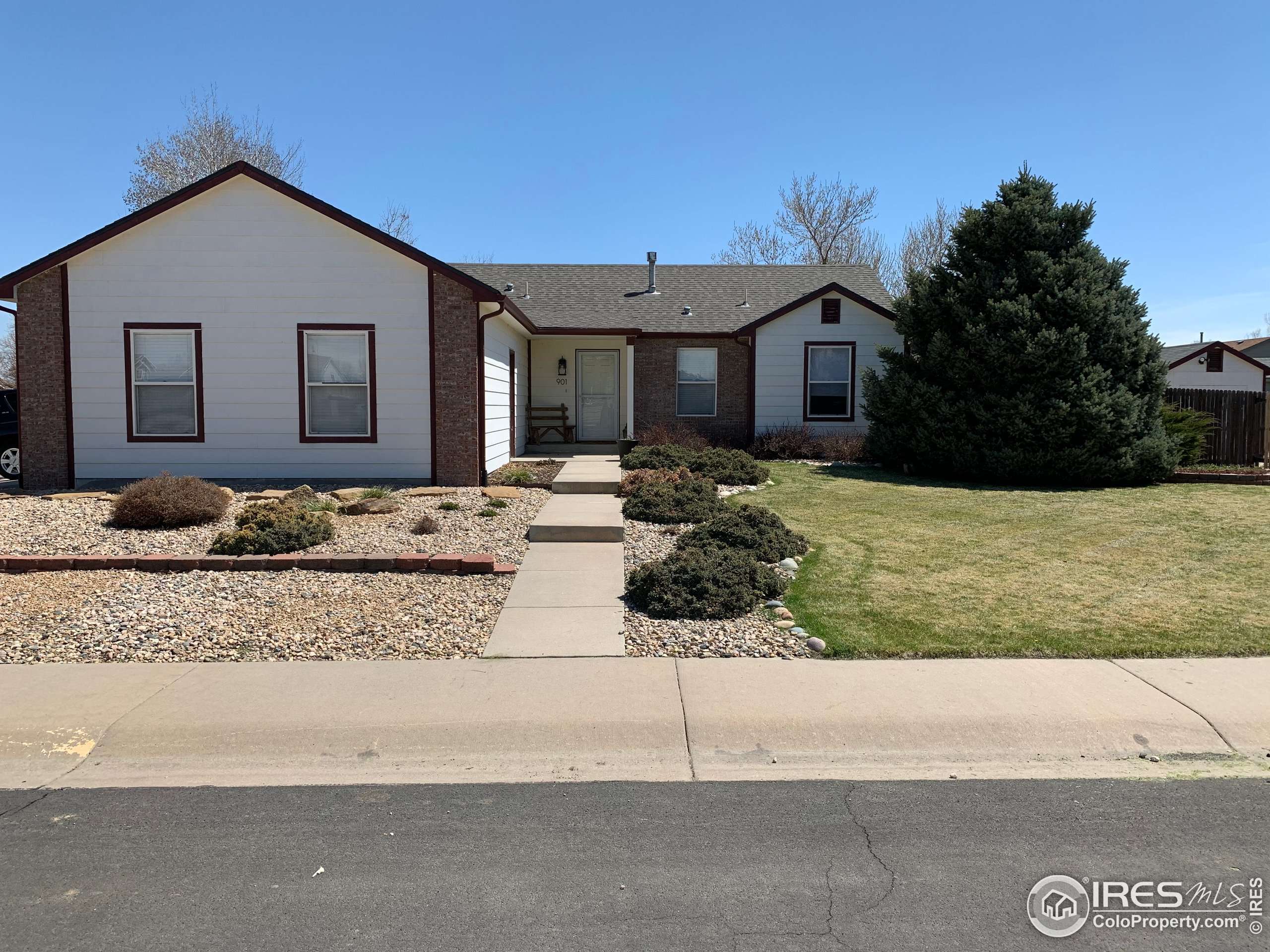 Milliken, CO 80543,901 S Olive Ave