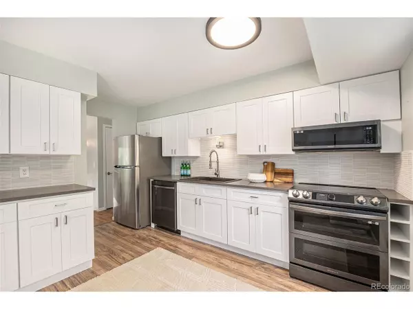 Littleton, CO 80123,9078 W Radcliffe Dr
