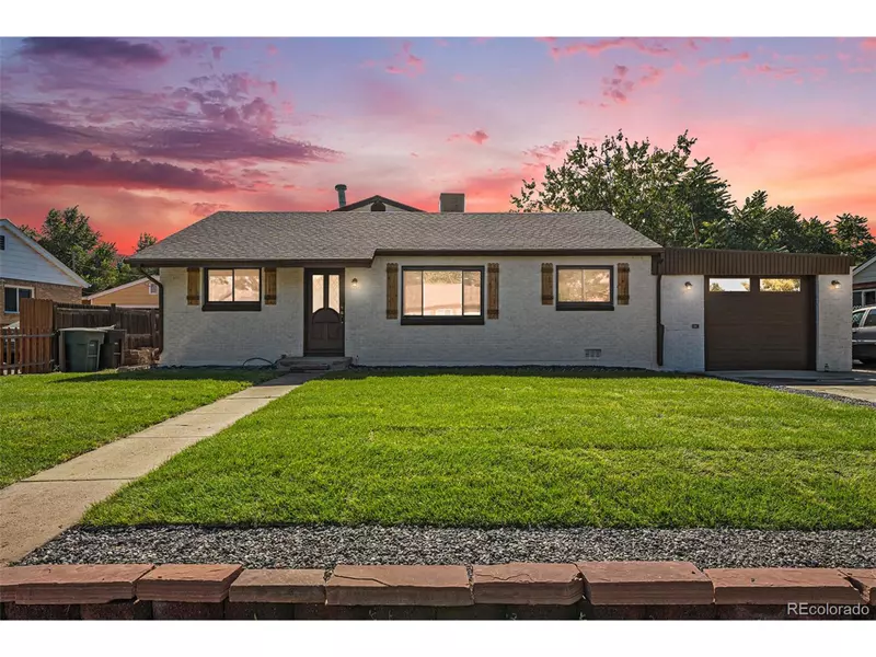 9240 Ciancio St, Thornton, CO 80229