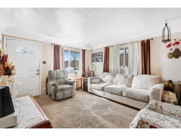 Hudson, CO 80642,518 Cherry St