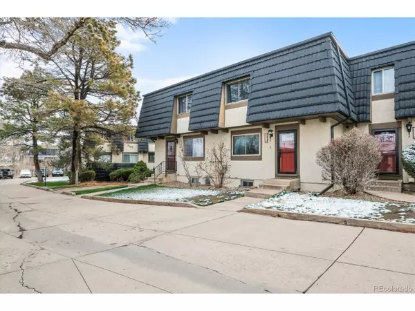 6838 S Broadway,  Centennial,  CO 80122