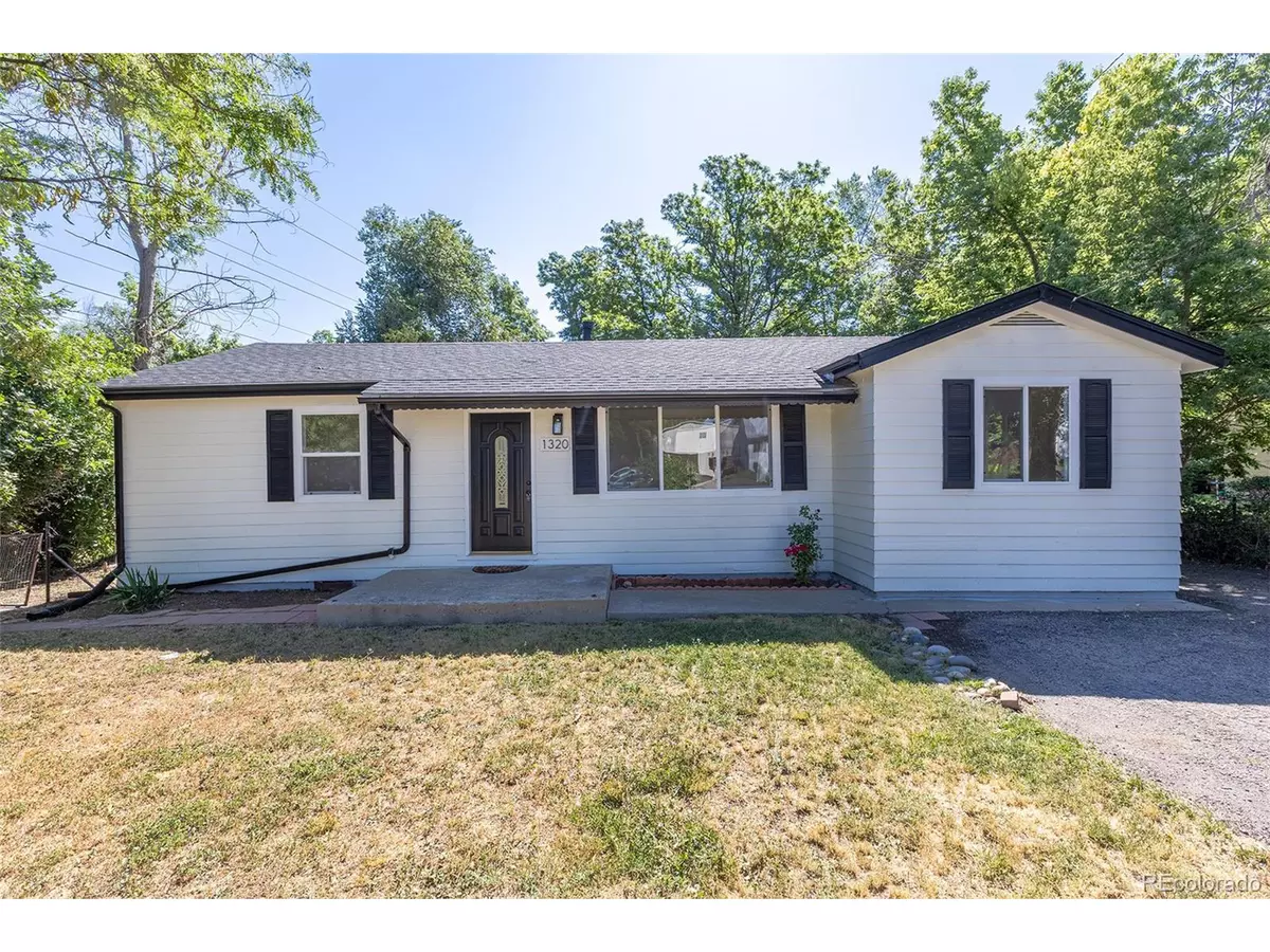 Lakewood, CO 80215,1320 Estes St