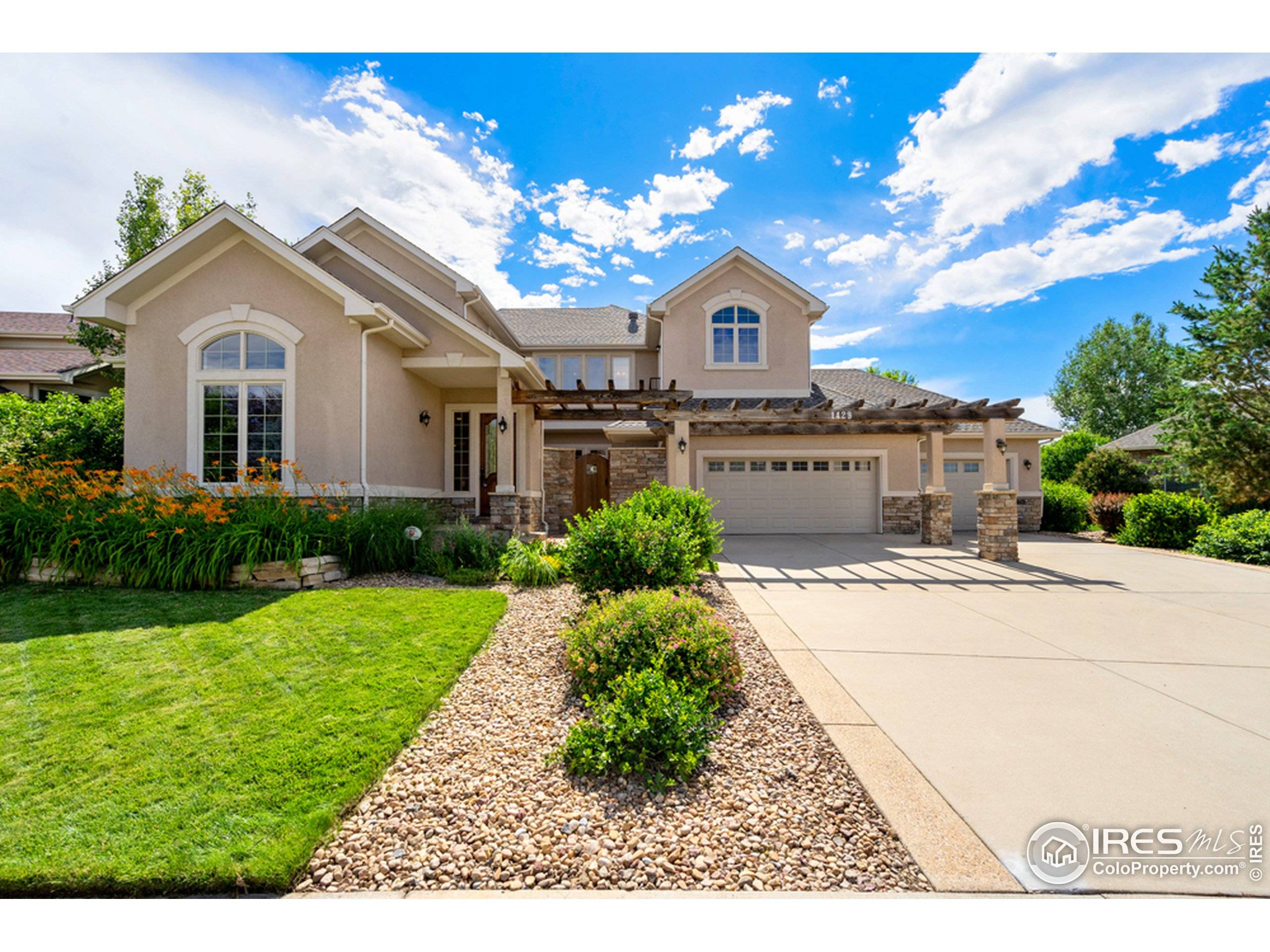 1429 Venice Ln, Longmont, CO 80503