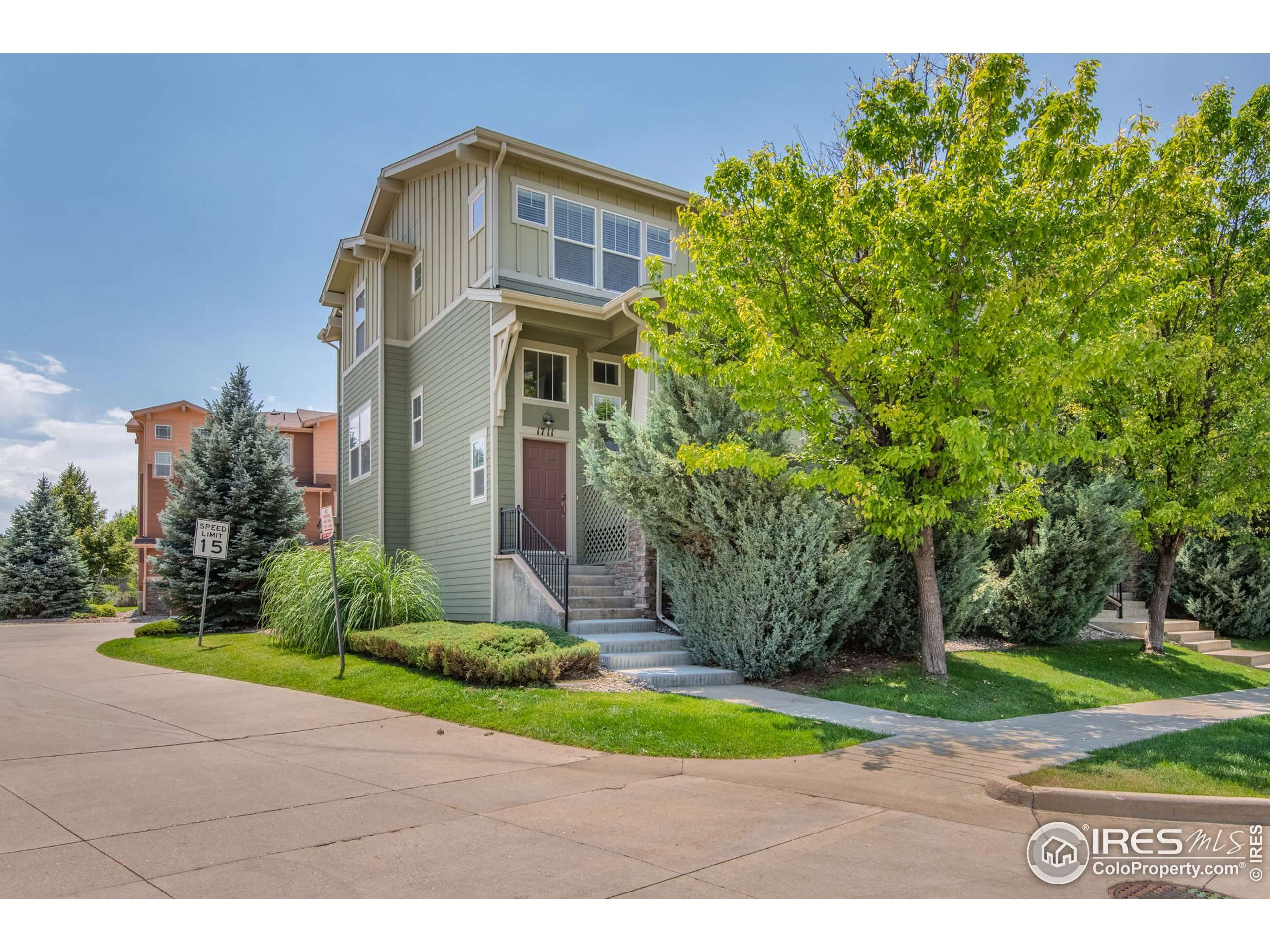 1711 Venice Ln, Longmont, CO 80503