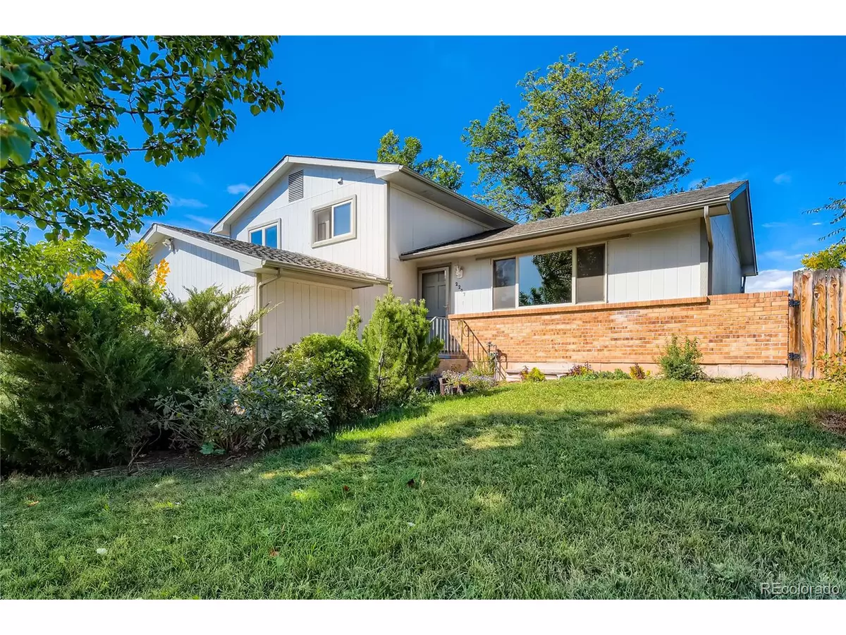 Fort Collins, CO 80526,2207 Berkshire Dr