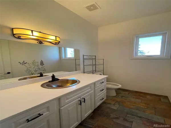 Aurora, CO 80016,22411 E Peakview Dr