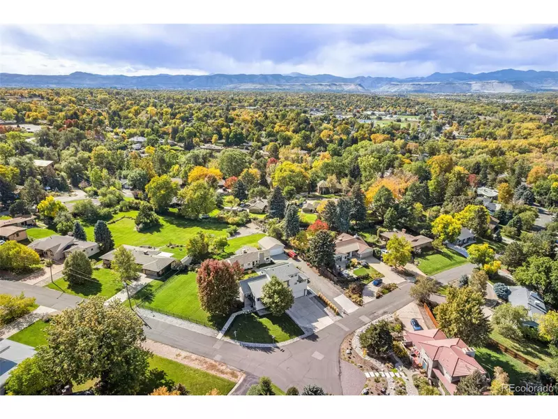 4077 Everett St, Wheat Ridge, CO 80033