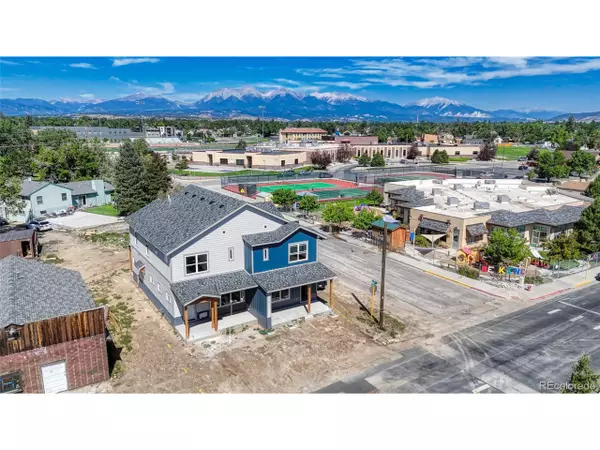618 Teller St, Salida, CO 81201