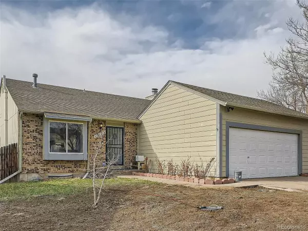 19105 E Milan Cir, Aurora, CO 80013