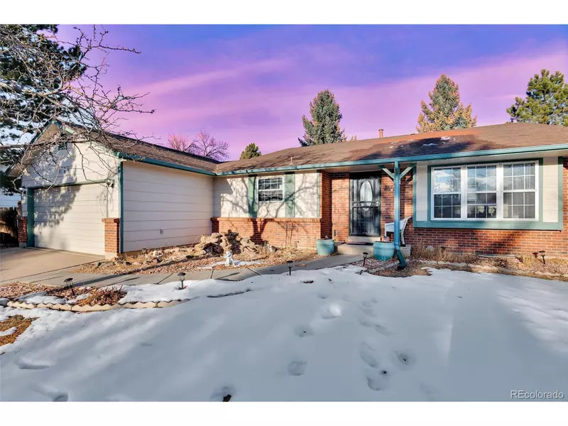 18149 E Asbury Dr, Aurora, CO 80013