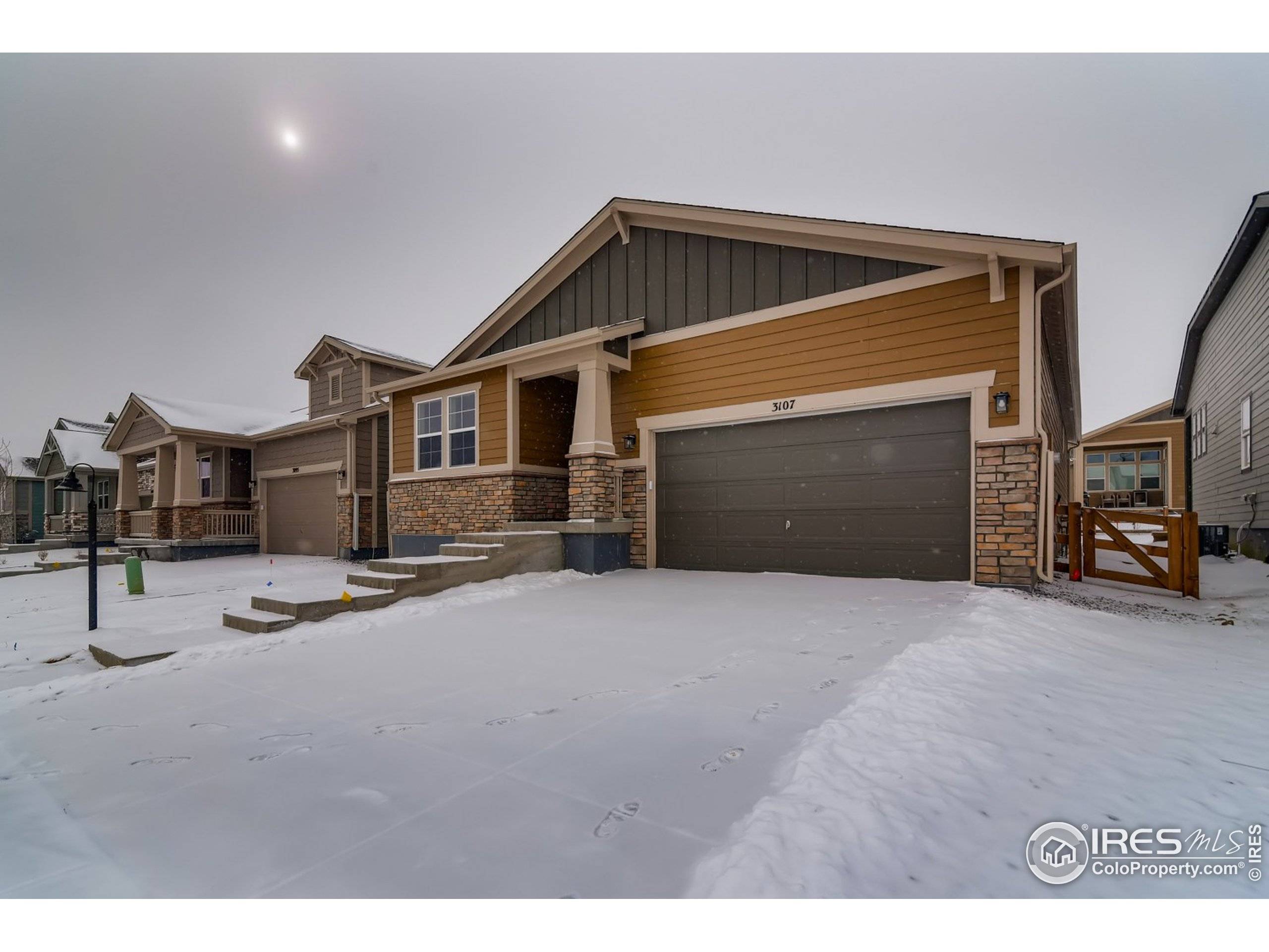 3107 Deering Lake Dr, Loveland, CO 80538