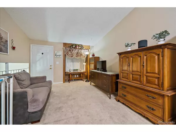 Bennett, CO 80102,232 Harrison Dr