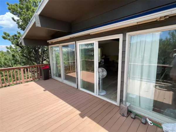 Golden, CO 80403,29657 Loomis Way