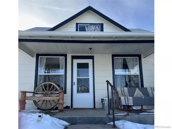 371 2nd Ave, Deer Trail, CO 80105