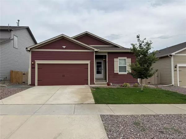 209 N Stewart St, Keenesburg, CO 80643