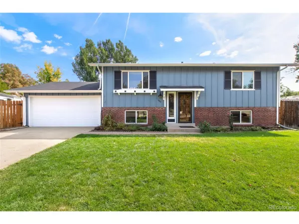 1592 S Racine Cir, Aurora, CO 80012