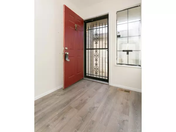 Littleton, CO 80123,7900 W Layton Ave #833