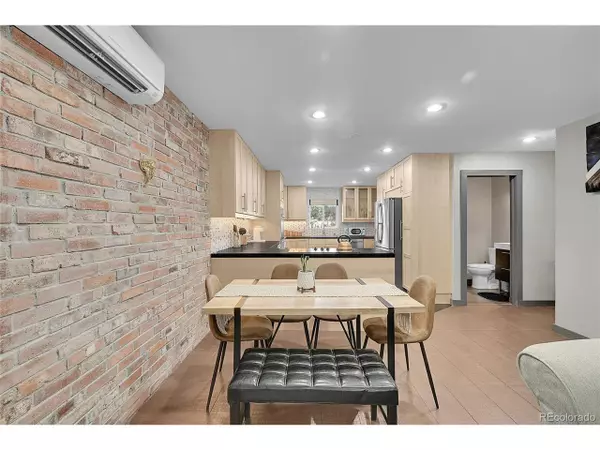 Lakewood, CO 80232,1248 S Reed St #1