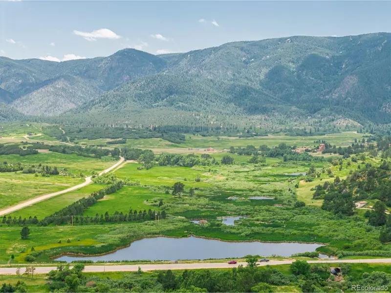 4485 Delaware Dr, Larkspur, CO 80118