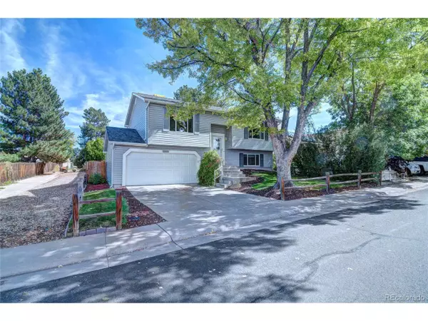 18947 E Mercer Dr, Aurora, CO 80013