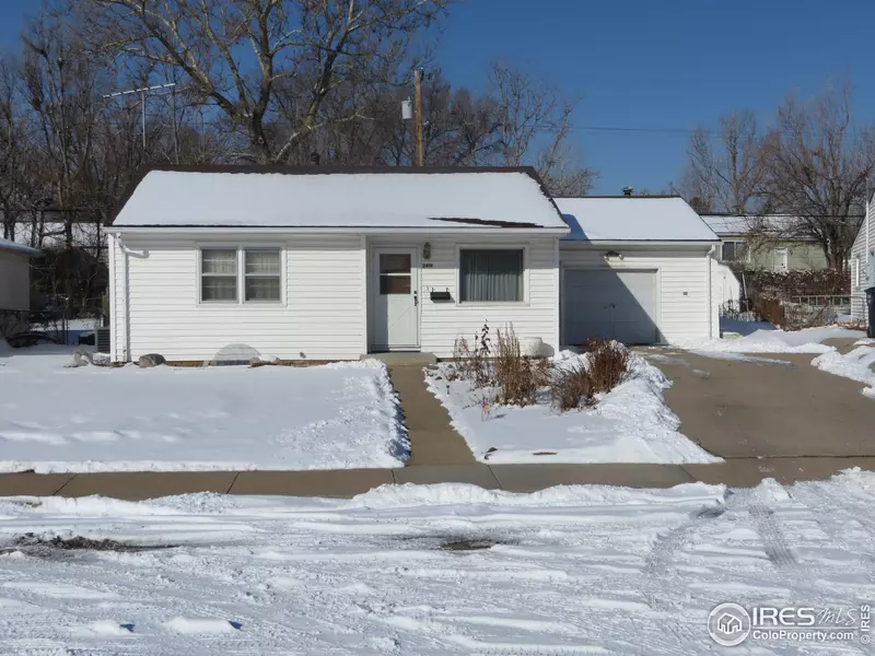 2419 14th Ave Ct, Greeley, CO 80631