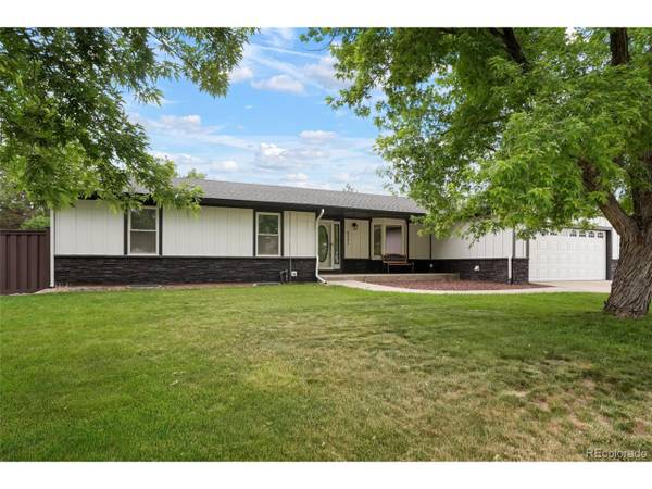 8595 S Yarrow St, Littleton, CO 80128