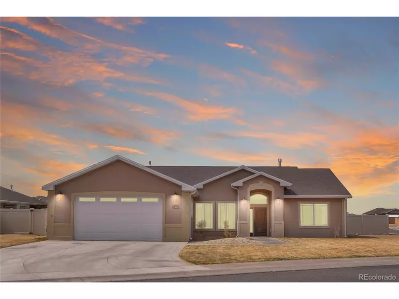 1303 Lakewood Dr, Alamosa, CO 81101